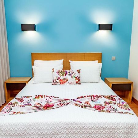 Boutique Mouras Bed and Breakfast Mondim de Basto Exteriör bild