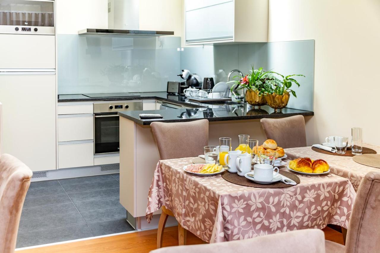 Boutique Mouras Bed and Breakfast Mondim de Basto Exteriör bild