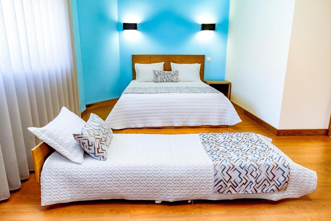 Boutique Mouras Bed and Breakfast Mondim de Basto Exteriör bild