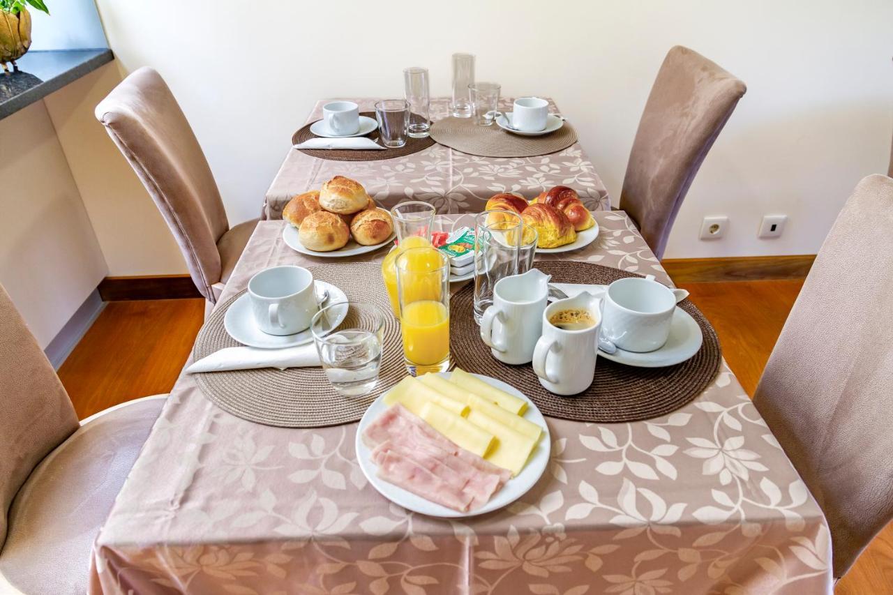 Boutique Mouras Bed and Breakfast Mondim de Basto Exteriör bild